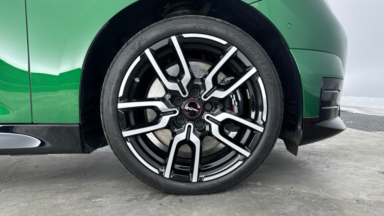 MINI Cooper 135kW E Sport 41kWh 3dr Auto Electric Hatchback